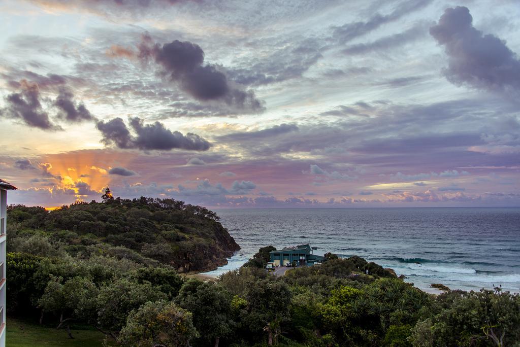 Whale Watch Ocean Beach Resort Point Lookout Rom bilde